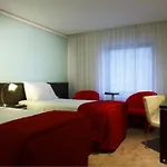Whites Of Otel 4*