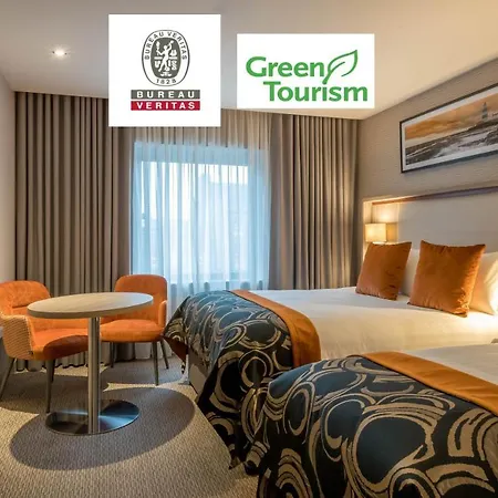 Whites Of Hotel 4*