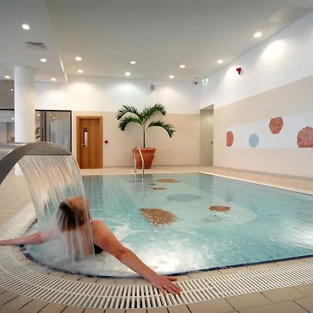 Whites Of Otel 4*