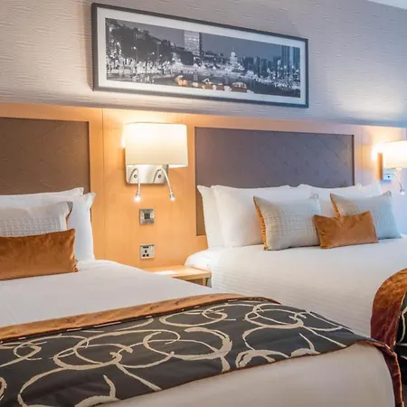 Whites Of Hotel 4*