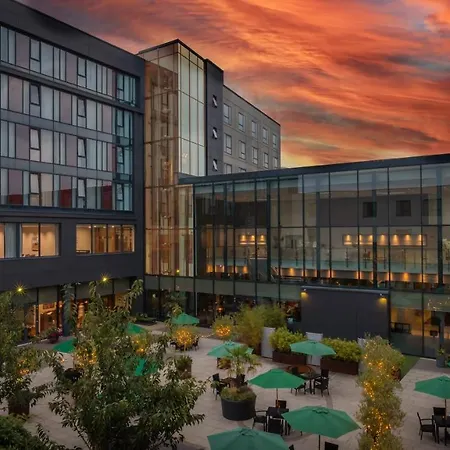 酒店 Whites Of 韦克斯福德