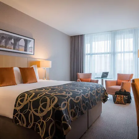 Whites Of 4* 韦克斯福德