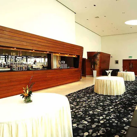 Whites Of Hotel