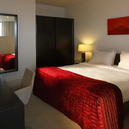 Whites Of Hotel
